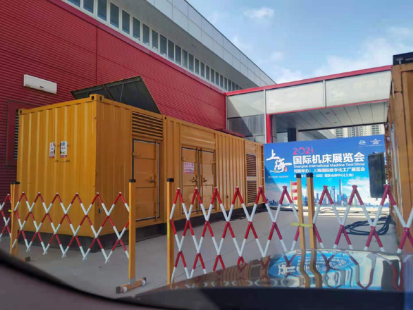 长洲出租发电机-柴油发电机和汽油发电机哪个更好一些？