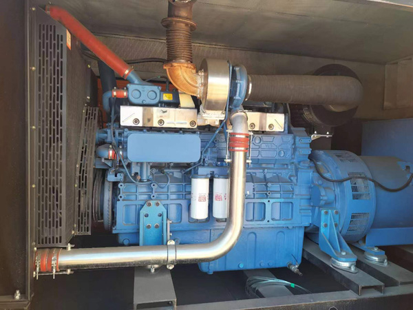 长洲燃油消耗率与进气温度的具体关系是什么？