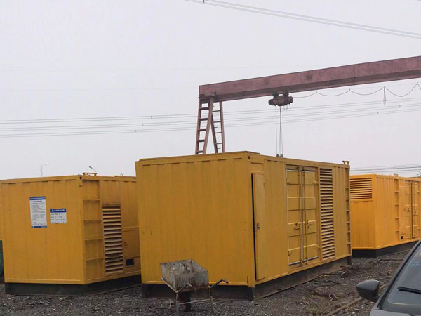 长洲100kw柴油发电机组每小时油耗？