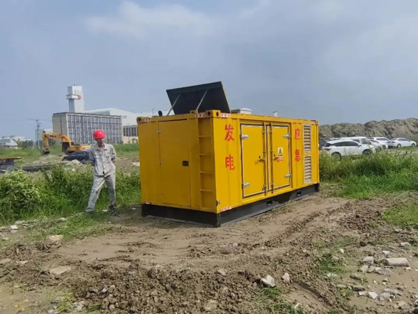 长洲200KW柴油发电机机组每小时的油耗量受哪些因素影响？